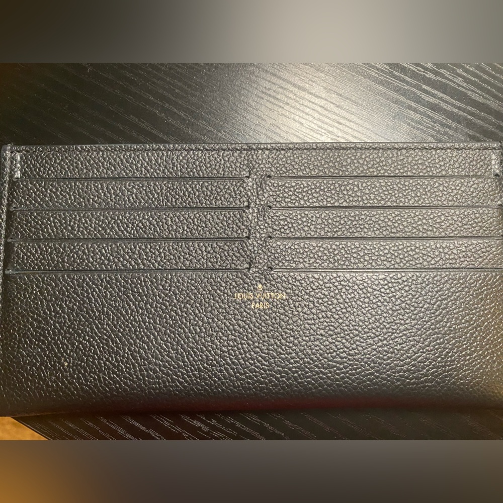 Louis Vuitton Textured Black Card Holder form Felicia